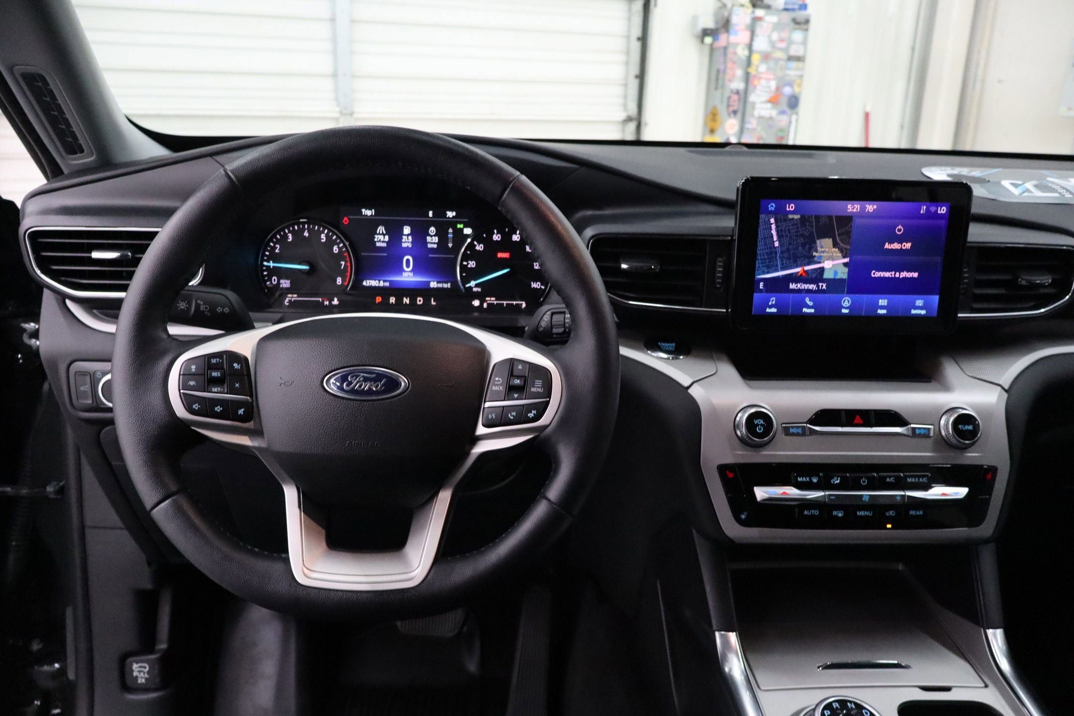 Certified 2023 Ford Explorer XLT w/ Equipment Group 202A RWD image 25