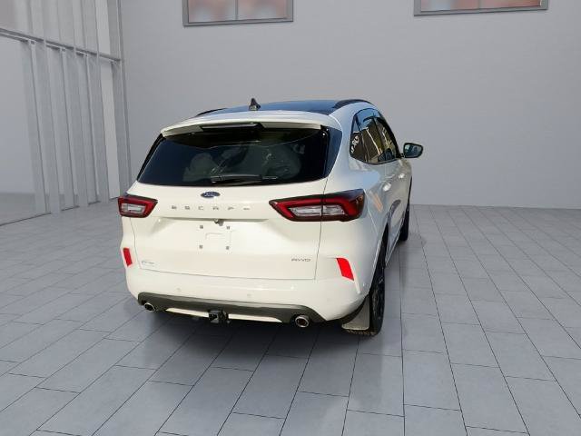 Certified 2024 Ford Escape ST-Line Elite w/ Premium Technology Package AWD/4WD image 8