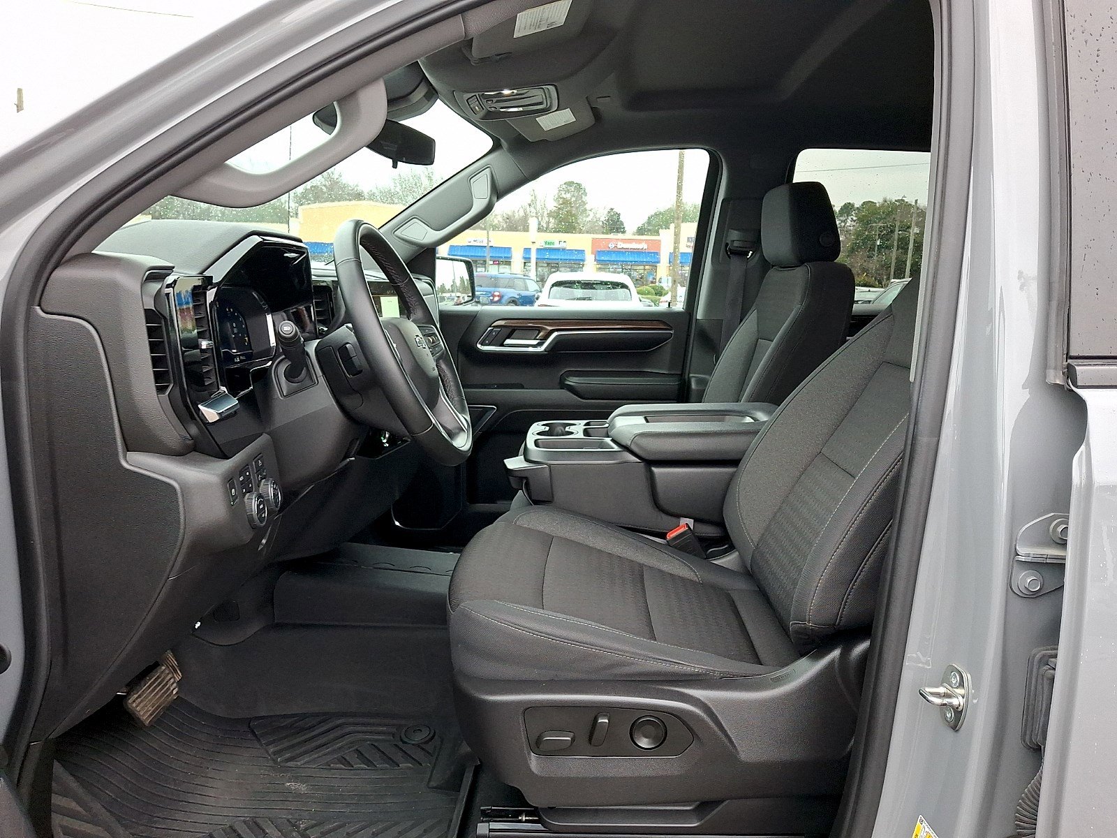 Used 2024 Chevrolet Silverado 1500 LT Trail Boss w/ Dark Appearance Package image 13