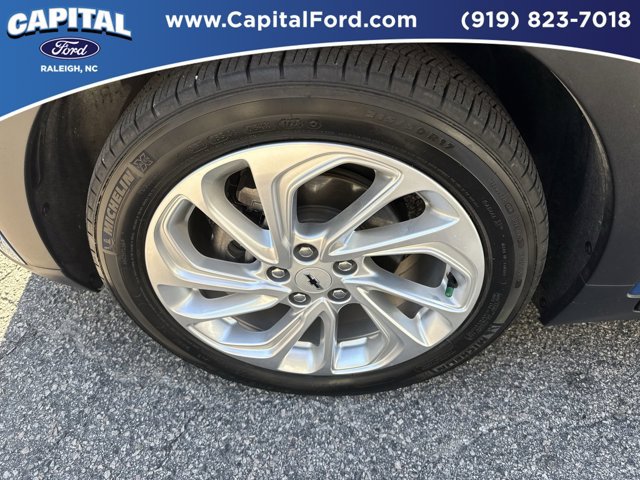 Used 2023 Chevrolet Bolt EUV LT w/ Driver Confidence Package FWD image 13
