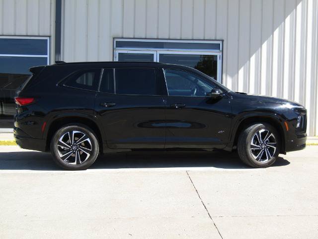 Used 2025 Buick Enclave Sport Touring AWD/4WD image 2