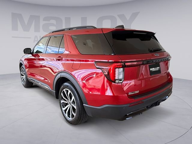 Certified 2025 Ford Explorer ST-Line AWD/4WD image 3