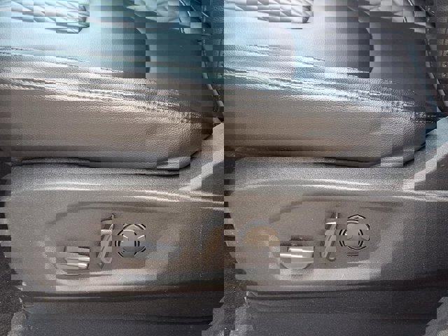 Certified 2024 Ford Edge Titanium image 7