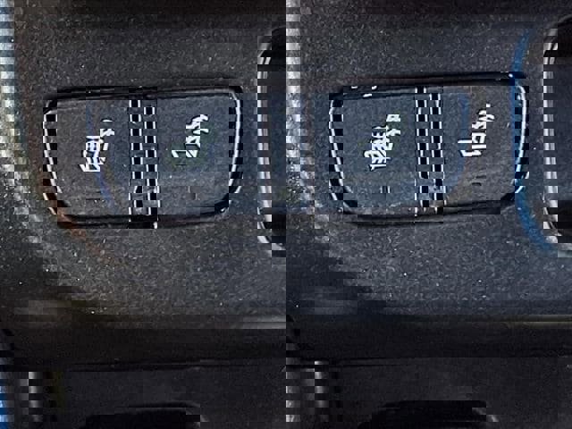 Used 2021 GMC Canyon AT4 w/ Driver Alert Package image 14