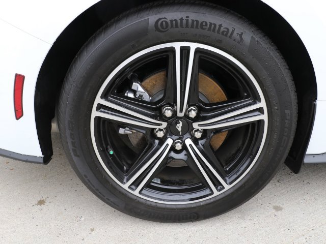 Certified 2024 Ford Mustang Coupe RWD image 8