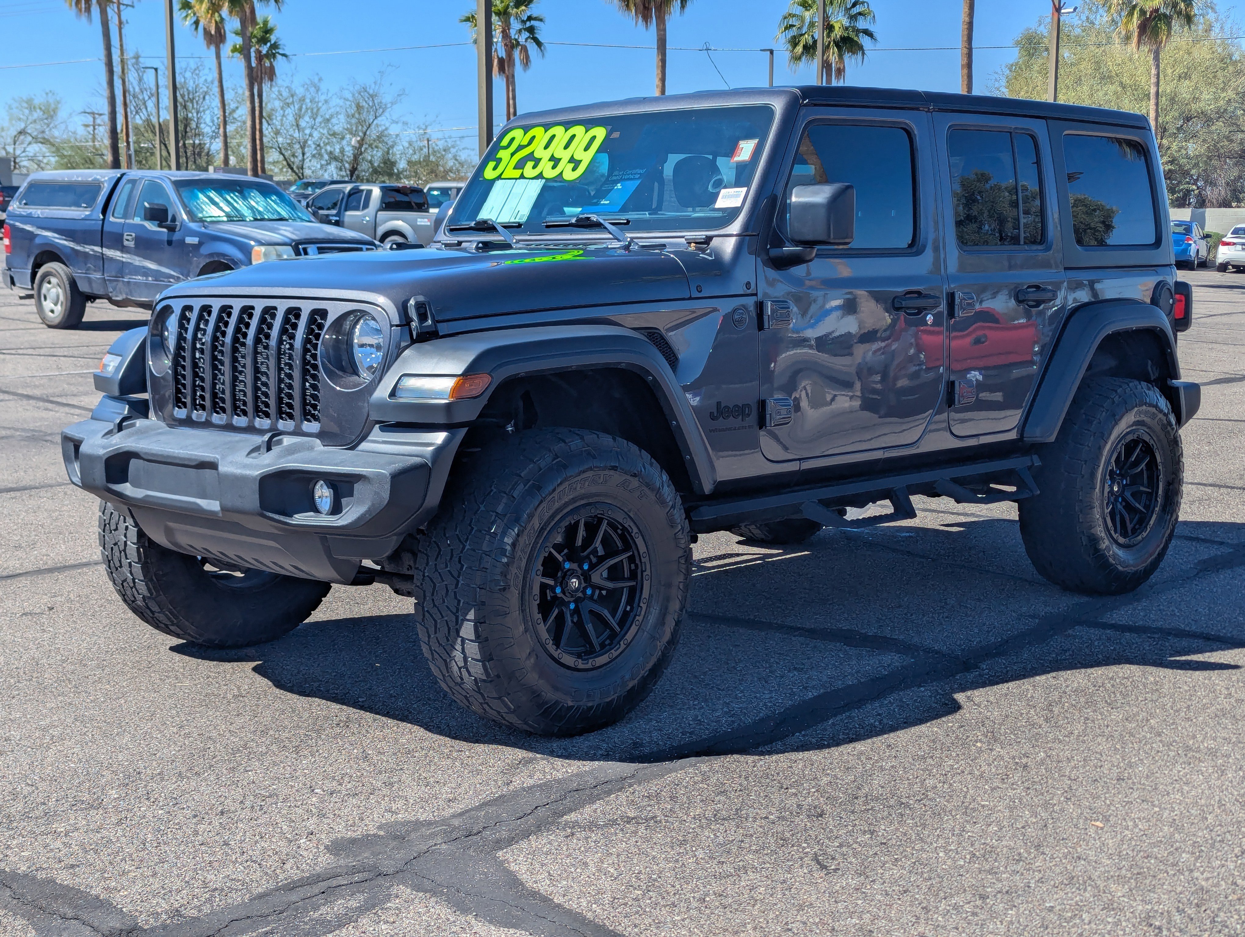 Used 2024 Jeep Wrangler Sport S image 5