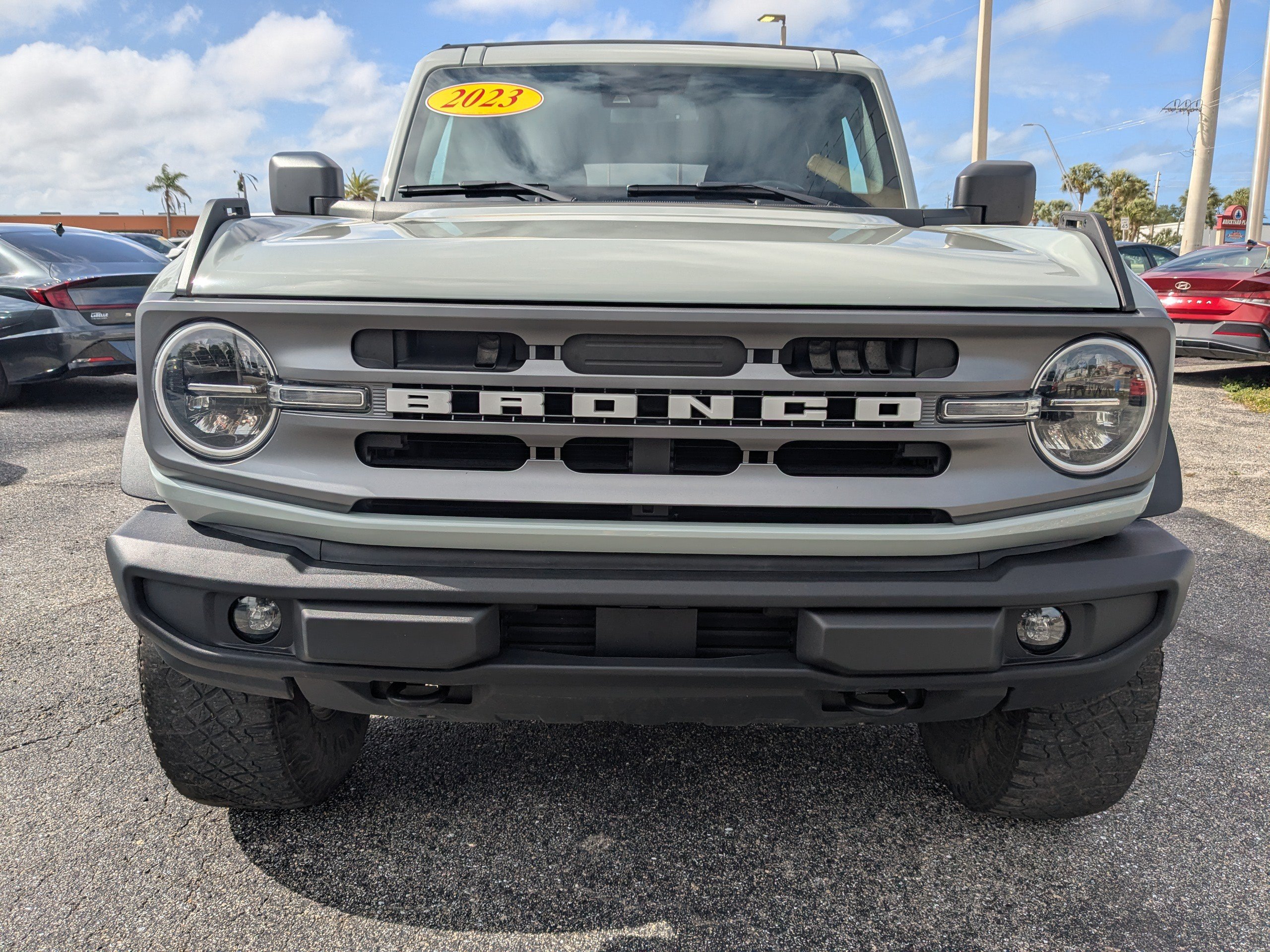 Certified 2023 Ford Bronco Big Bend w/ Sasquatch Package AWD/4WD image 9