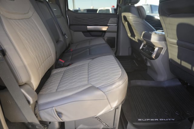 Certified 2025 Ford F250 Platinum w/ Platinum Plus Package image 16