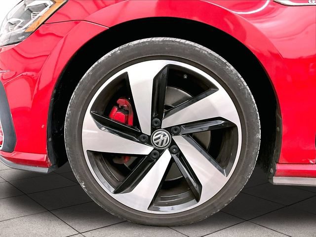 Used 2019 Volkswagen GTI SE FWD image 8