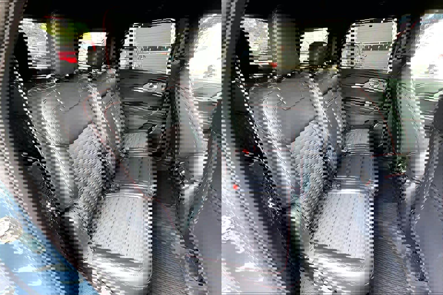 Certified 2025 Ford Explorer ST-Line w/ Premium Package image 22