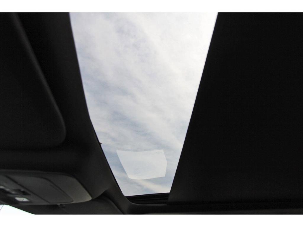 Certified 2022 Ford F150 XLT w/ Equipment Group 302A High image 24