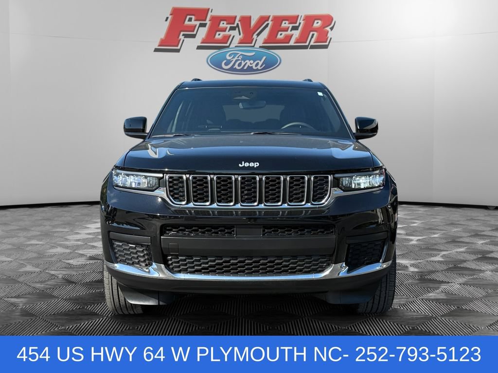 Used 2024 Jeep Grand Cherokee L Laredo AWD/4WD image 8