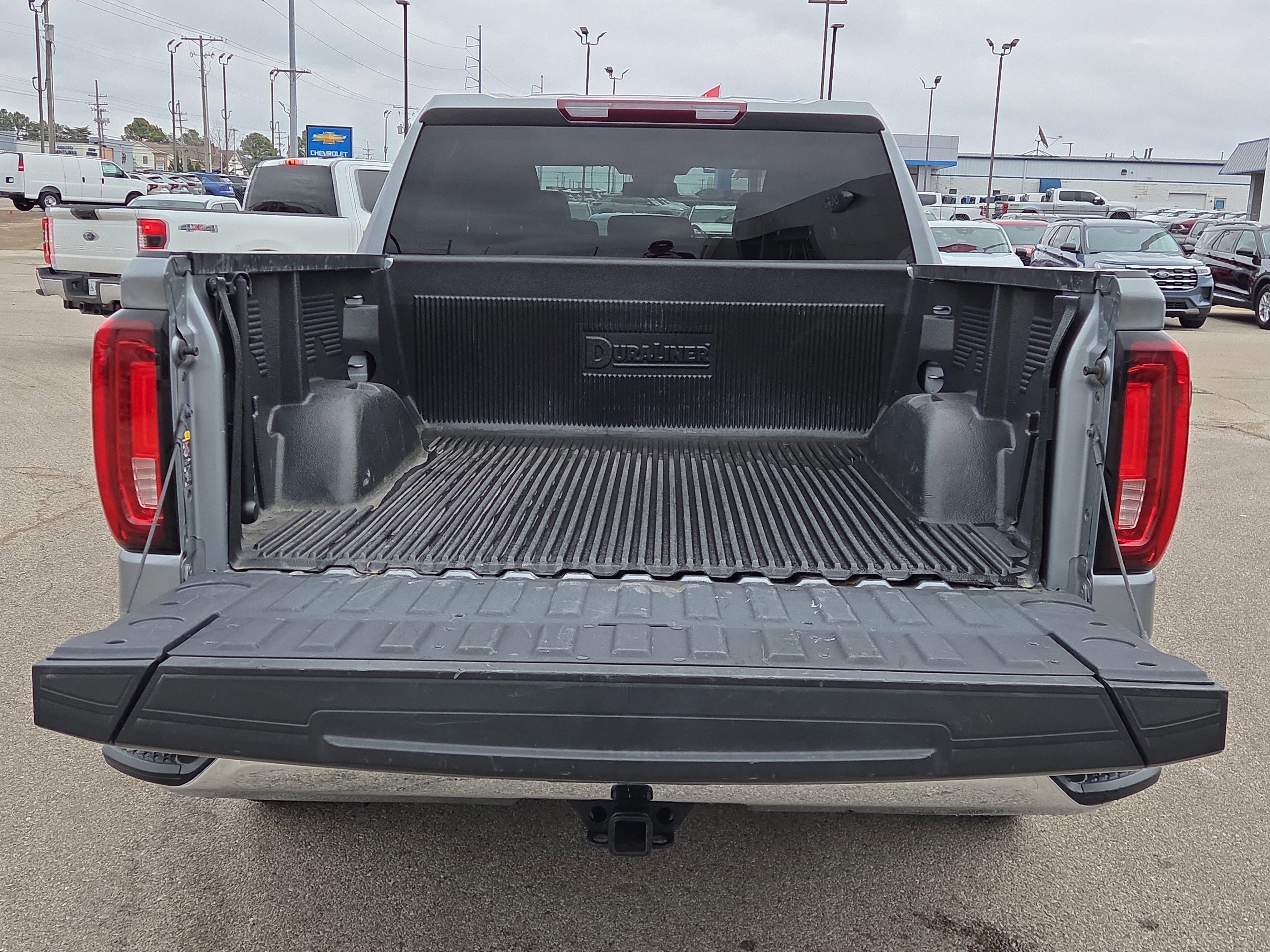 Used 2024 GMC Sierra 1500 SLT image 13