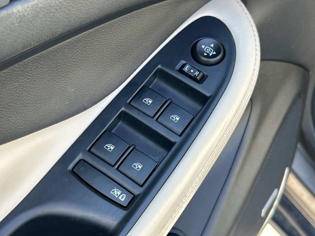 Used 2017 Buick Envision Premium AWD/4WD image 30