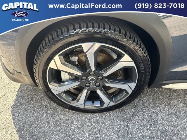 Used 2024 Volvo V60 B5 Cross Country Ultimate AWD/4WD image 13