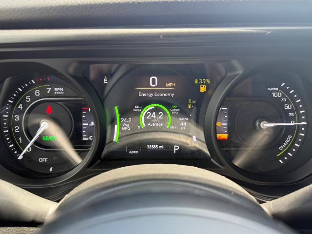 Used 2024 Jeep Wrangler Unlimited AWD/4WD image 8