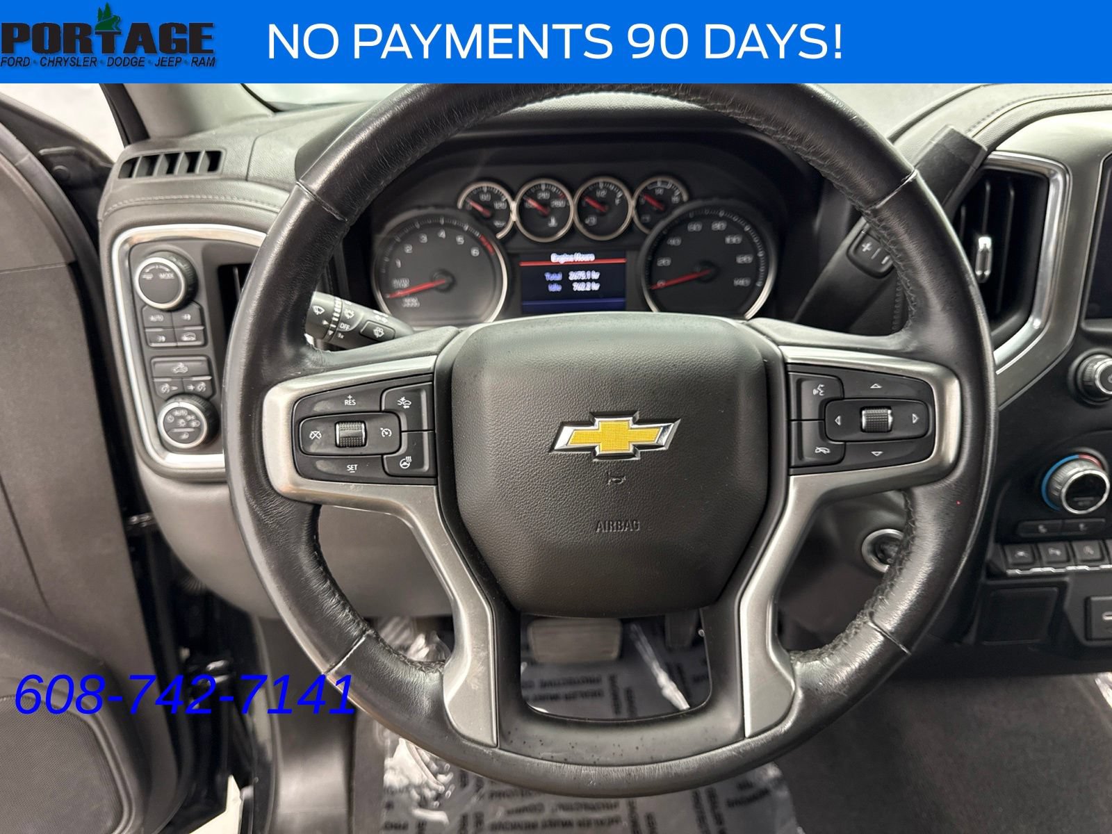 Used 2020 Chevrolet Silverado 1500 LT w/ Convenience Package AWD/4WD image 14