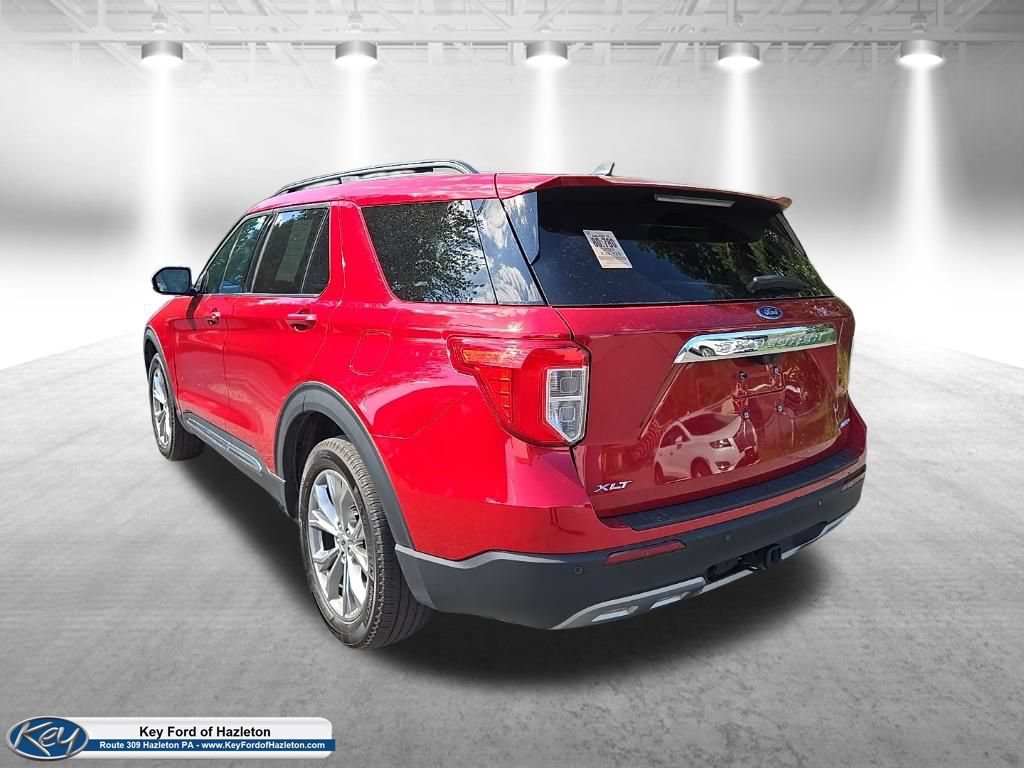 Certified 2024 Ford Explorer XLT w/ Equipment Group 202A AWD/4WD image 8