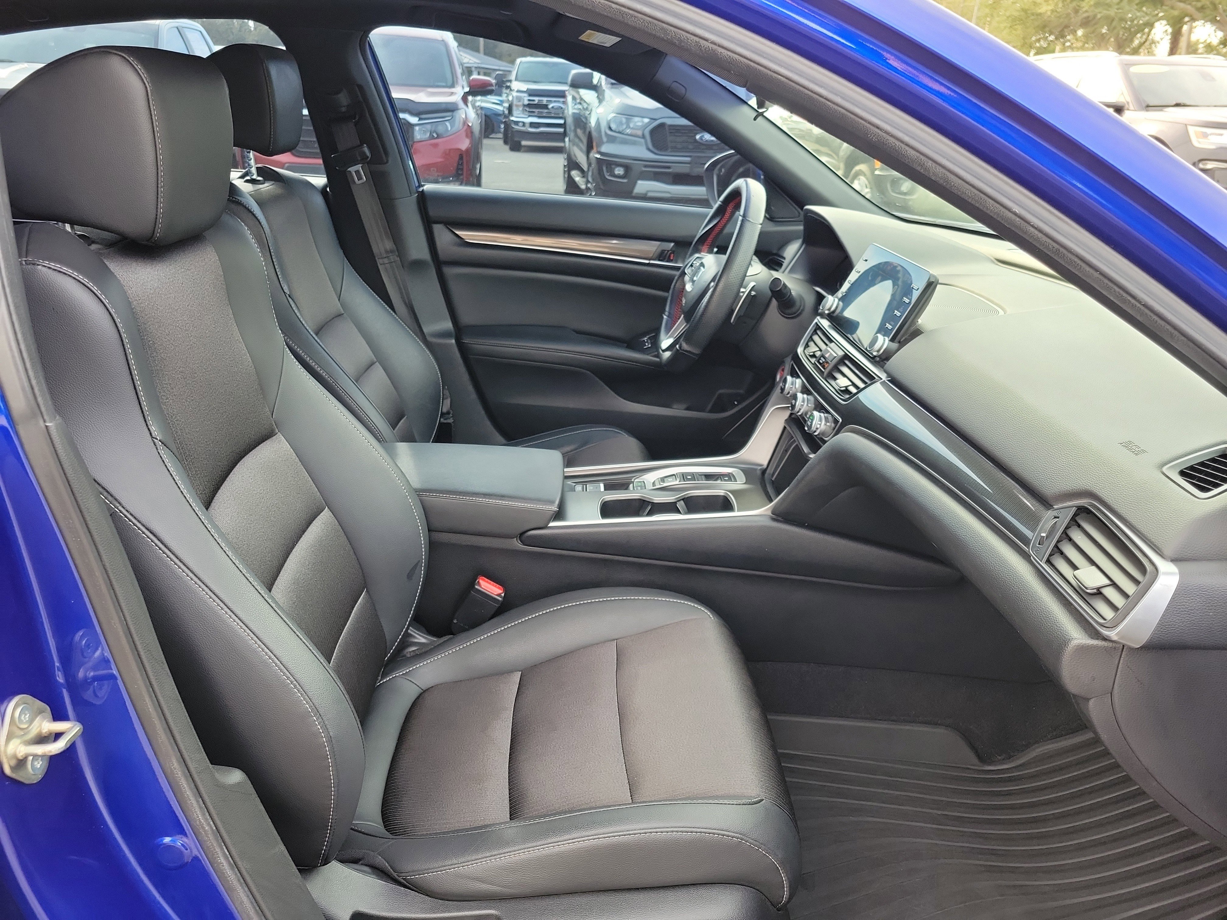 Used 2019 Honda Accord Sport image 29