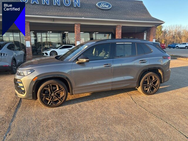 Used 2025 Volkswagen Tiguan SE R-Line image 1