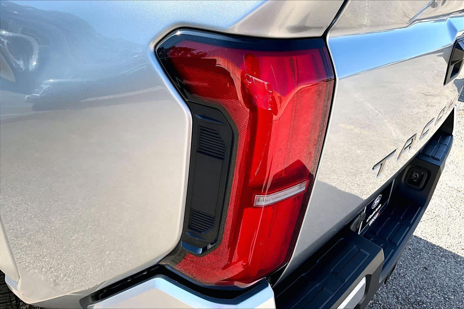 Used 2025 Toyota Tacoma SR5 RWD image 28