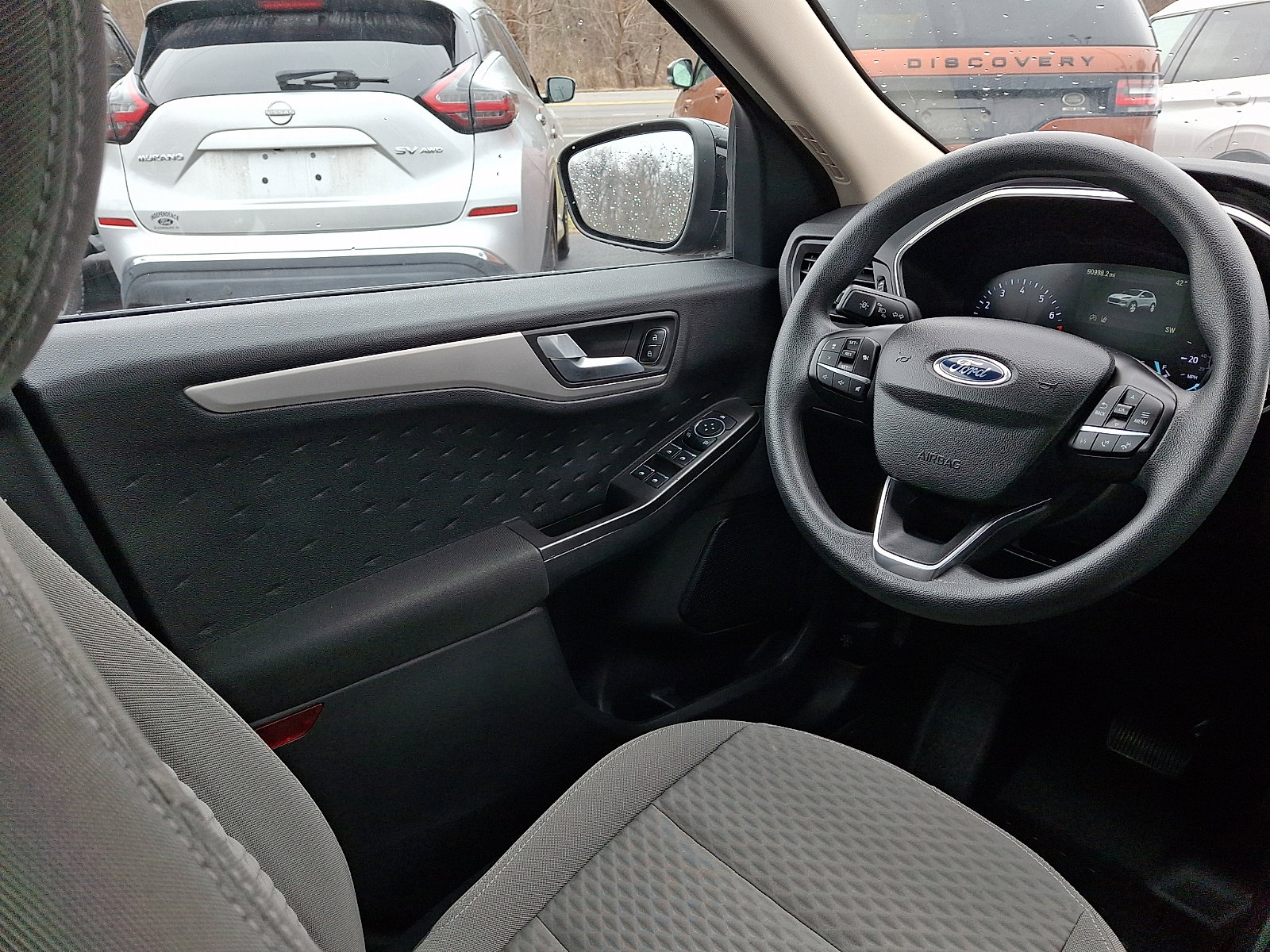 Certified 2020 Ford Escape SE image 14