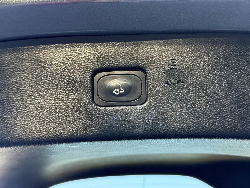 Certified 2023 Ford Edge SEL w/ Convenience Package image 37