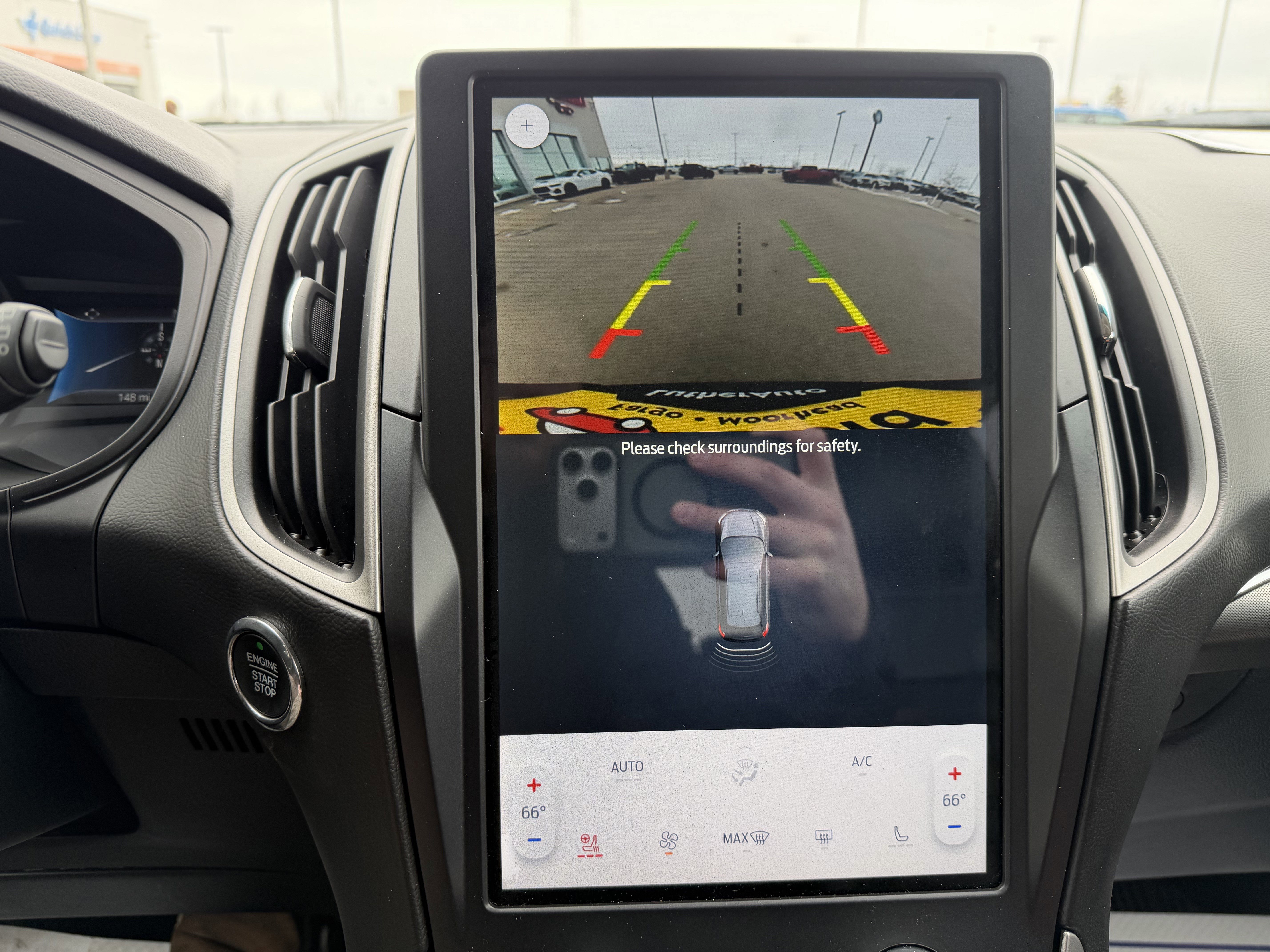 Certified 2022 Ford Edge SEL w/ Cold Weather Package image 9