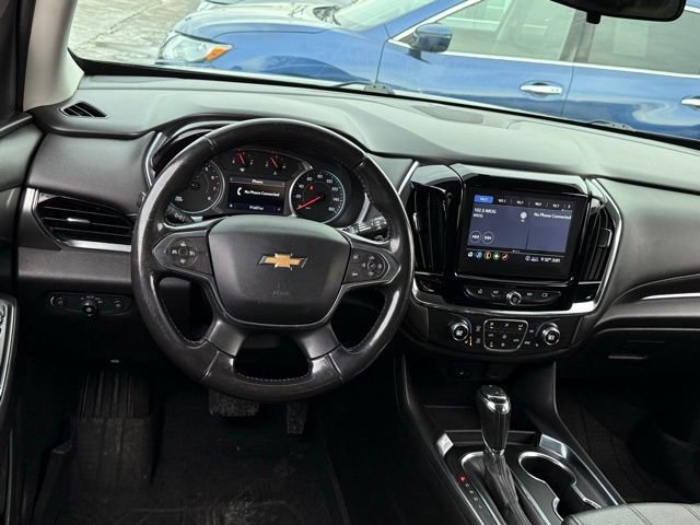 Used 2020 Chevrolet Traverse LT image 19