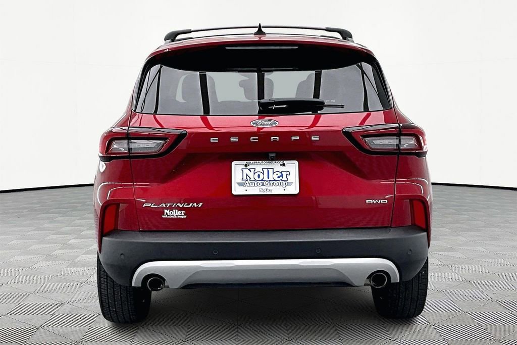 Certified 2023 Ford Escape Platinum image 3
