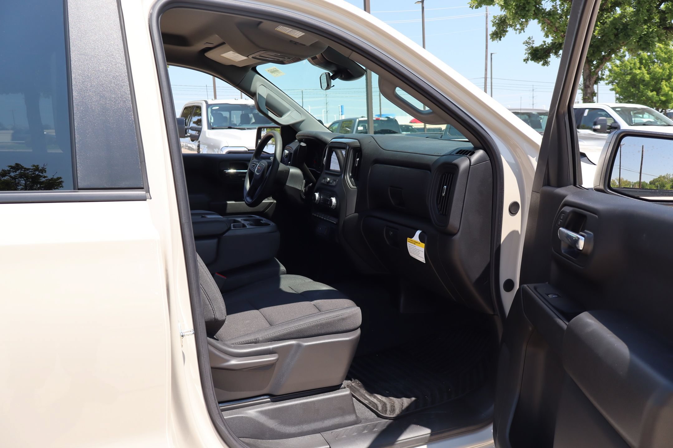 Used 2026 GMC Sierra 1500 Pro w/ Graphite Edition AWD/4WD image 29