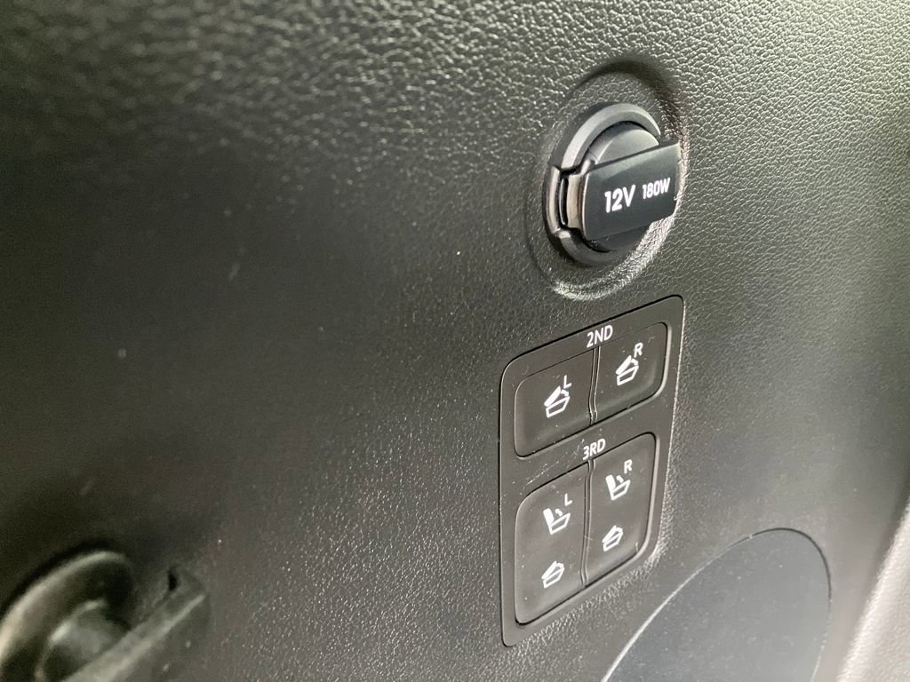 Used 2022 Hyundai Palisade SEL w/ Premium Package image 17