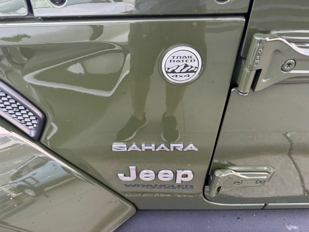 Used 2021 Jeep Wrangler Unlimited Sahara AWD/4WD image 44