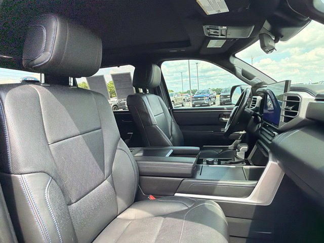 Used 2023 Toyota Tundra Platinum AWD/4WD image 22