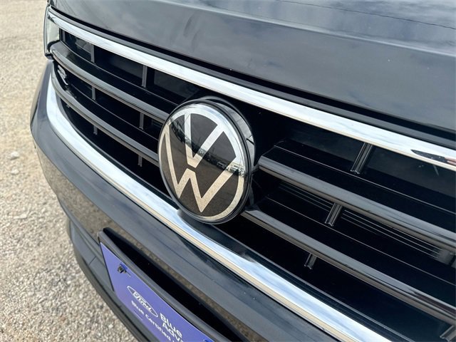 Used 2024 Volkswagen Tiguan SE R-Line w/ MDO Package, Three-Row image 34