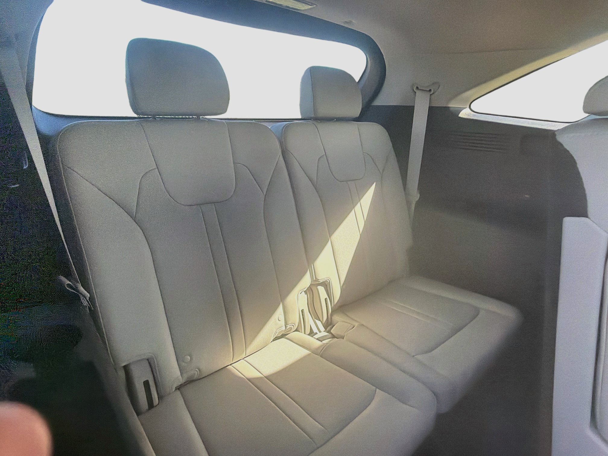 Used 2023 Kia Sorento S w/ Panoramic Sunroof Package AWD/4WD image 30