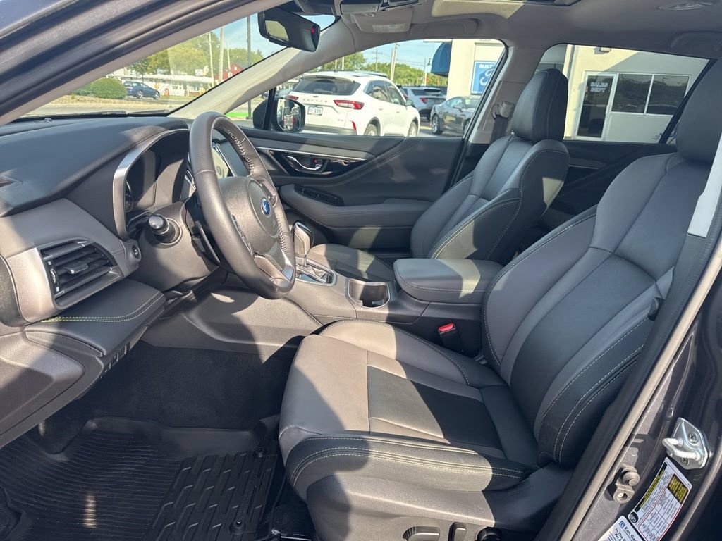 Used 2023 Subaru Outback Onyx Edition AWD/4WD image 10