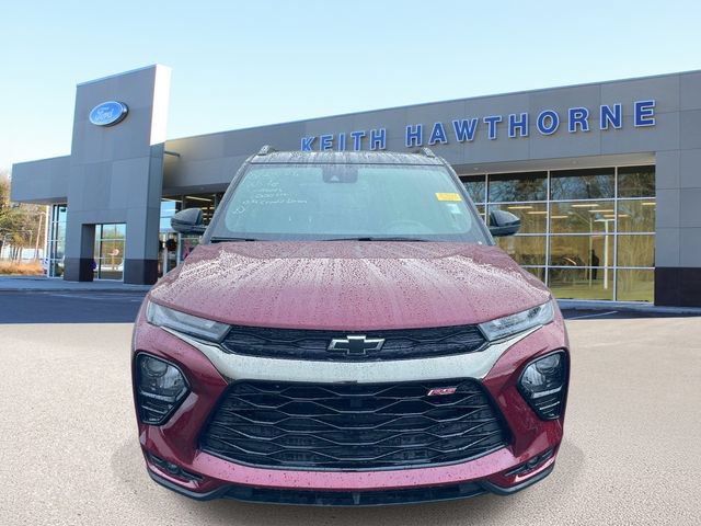 Used 2023 Chevrolet TrailBlazer RS w/ Convenience Package FWD image 2