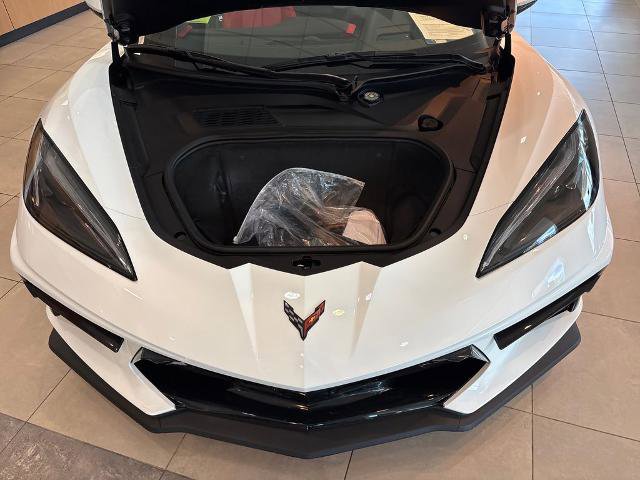 Used 2025 Chevrolet Corvette Stingray Preferred Cpe w/ Z51 Performance Package RWD image 28