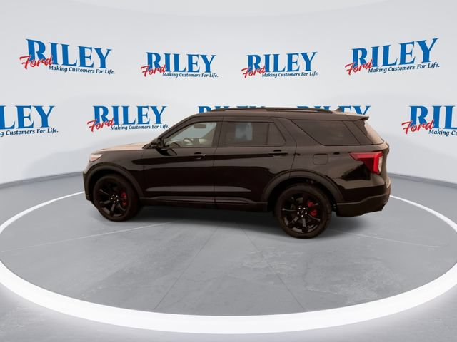 Certified 2023 Ford Explorer ST w/ Equipment Group 401A AWD/4WD image 6