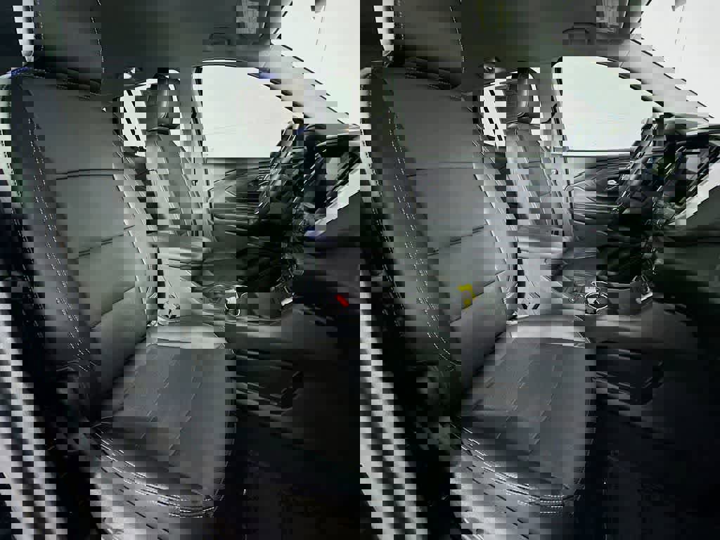 Used 2023 GMC Terrain SLT image 14