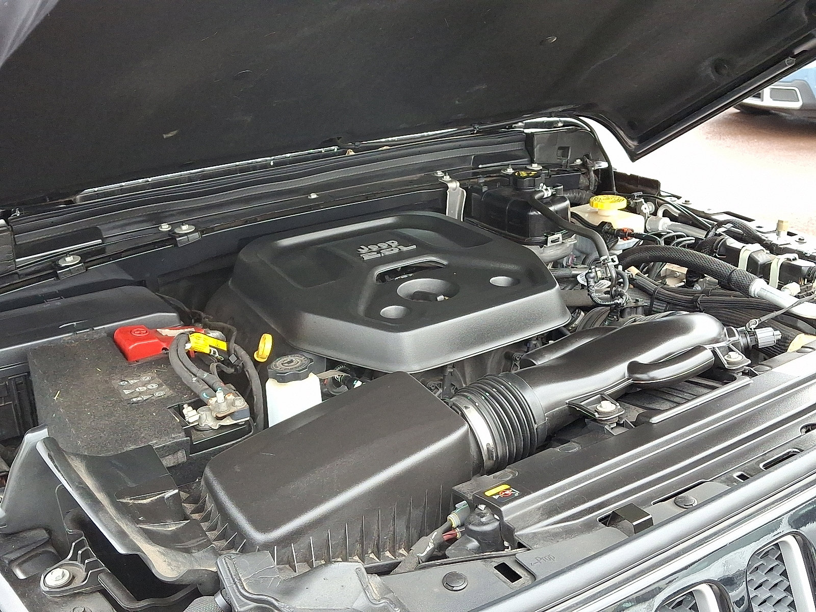 Used 2021 Jeep Wrangler Unlimited Sahara image 29