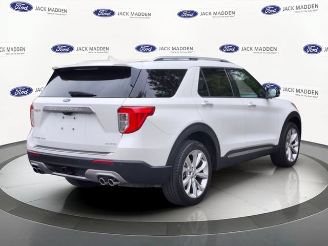 Certified 2023 Ford Explorer Platinum w/ Technology Package AWD/4WD image 5
