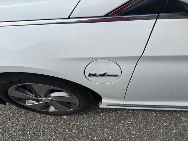 Used 2017 Hyundai Sonata Limited FWD image 13