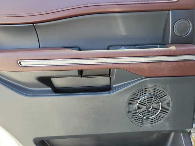 Certified 2022 Ford Expedition Limited RWD image 13