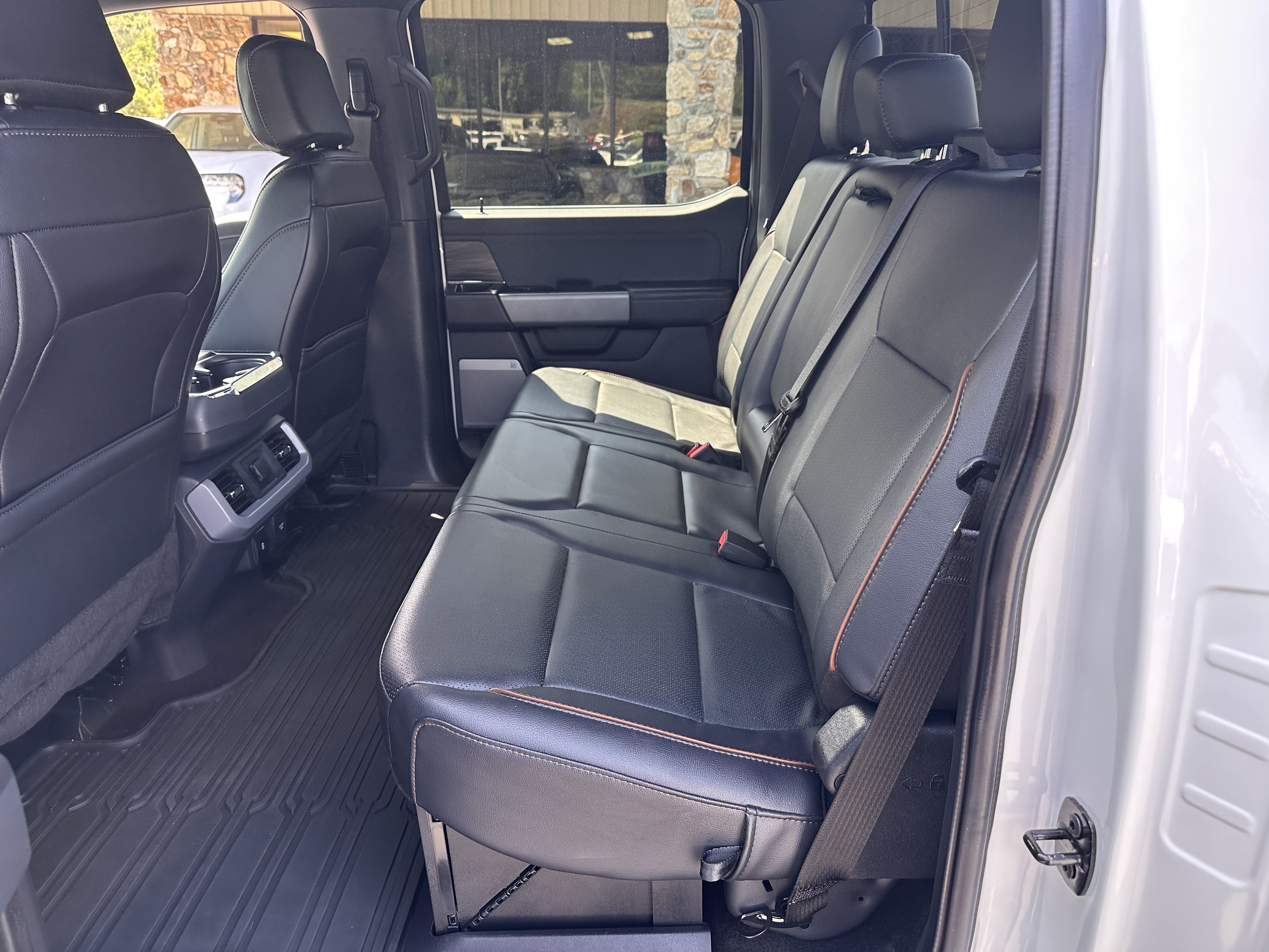 Certified 2024 Ford F150 Lariat w/ FX4 Off-Road Package AWD/4WD image 12