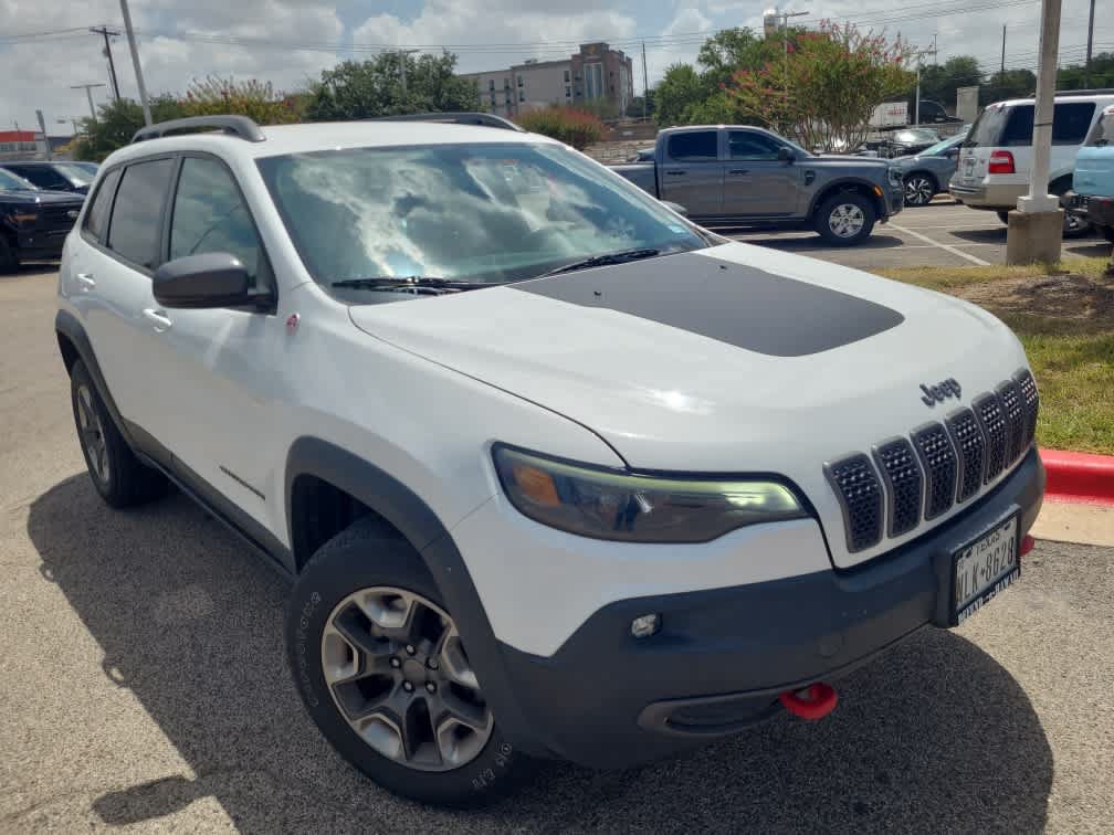 Used 2019 Jeep Cherokee Trailhawk w/ Cold Weather Group AWD/4WD image 4