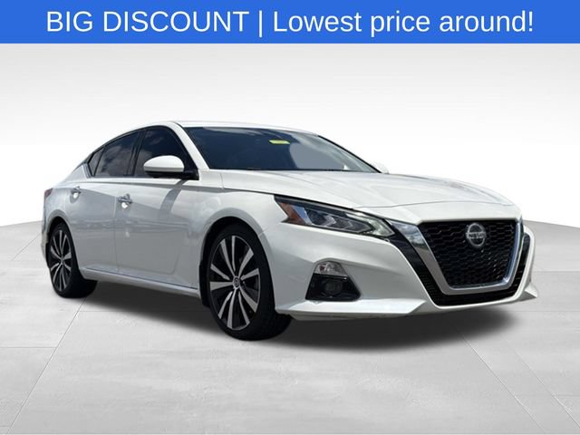 Used 2020 Nissan Altima 2.0 Platinum FWD image 1