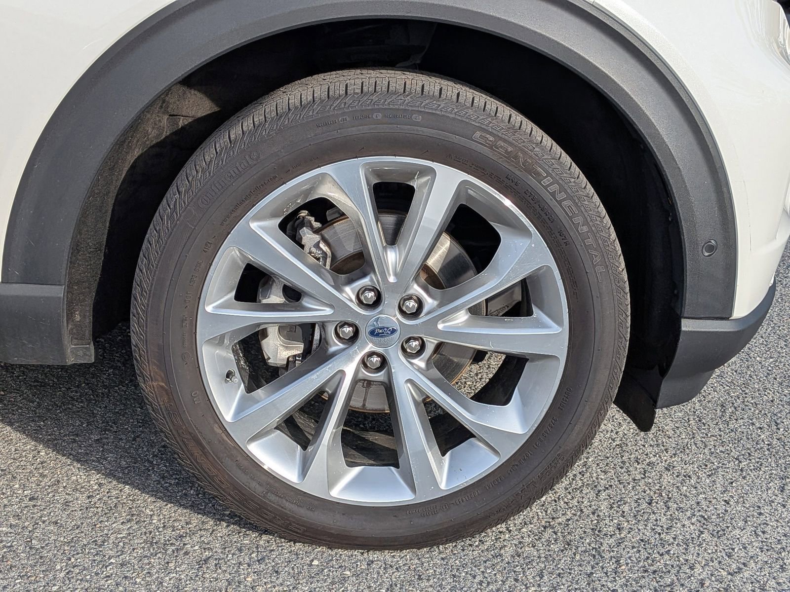 Certified 2021 Ford Explorer Platinum w/ Equipment Group 601A image 11