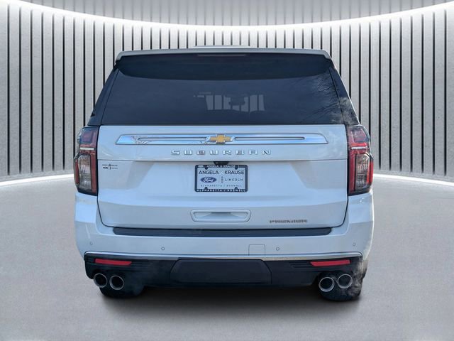 Used 2023 Chevrolet Suburban Premier image 3